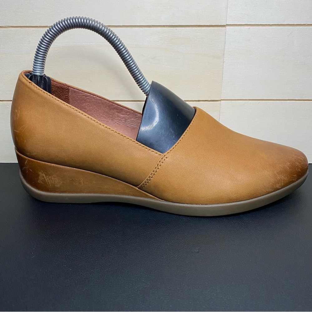 Dansko Tan and Black Slip-On Flats